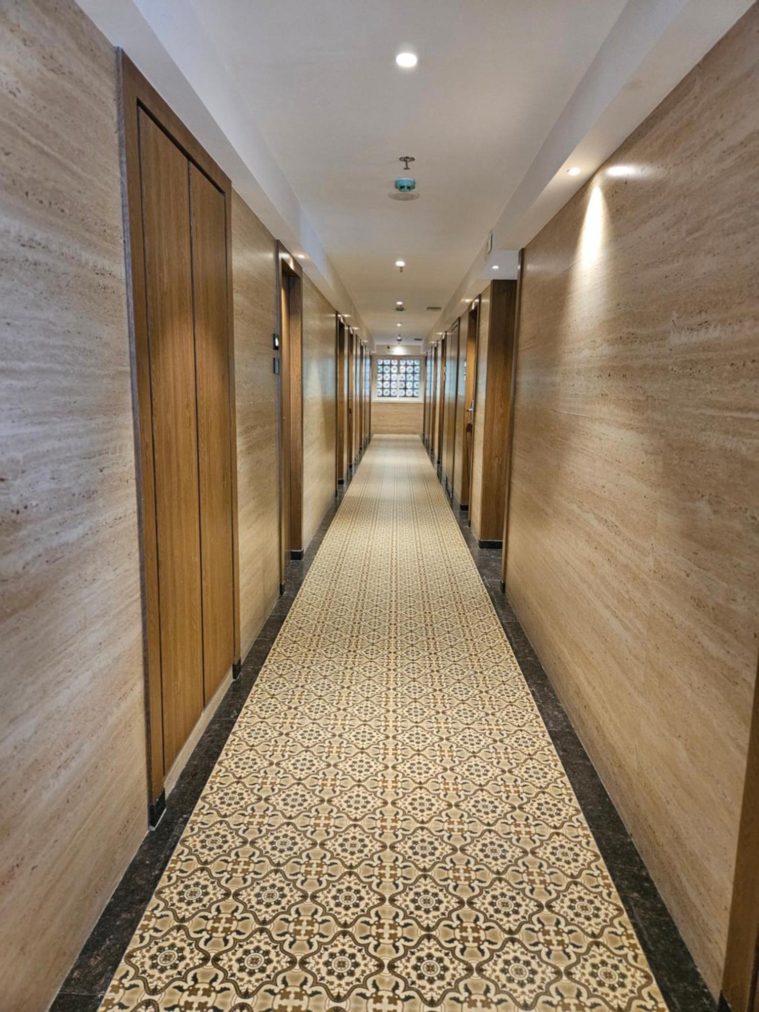 Hotel Golden Nest Thane Extérieur photo